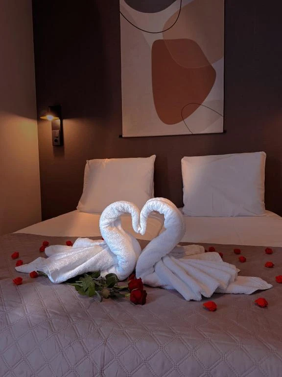 Hotel Emilia thumbnail 5